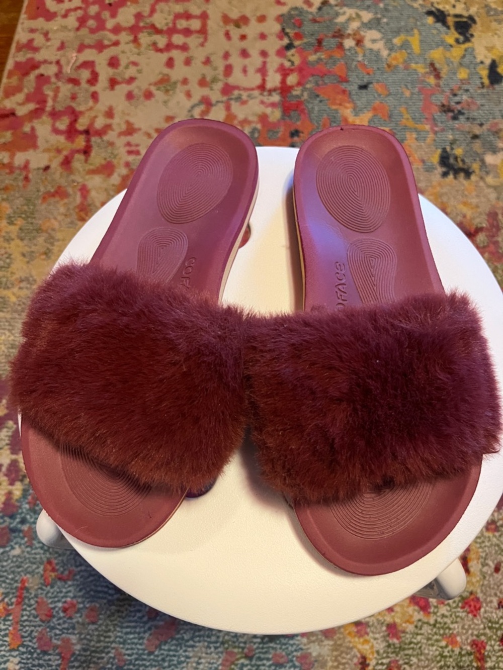 Women's Plush Slide Sandals in Burgundy - Cozy Slip-On Comfort